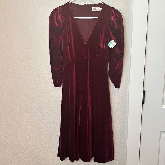 NWT Eliza J Maroon Red Velvet Puff Sleeve Deep V-Neck Midi Dress - Size 4 - Picture 1 of 7